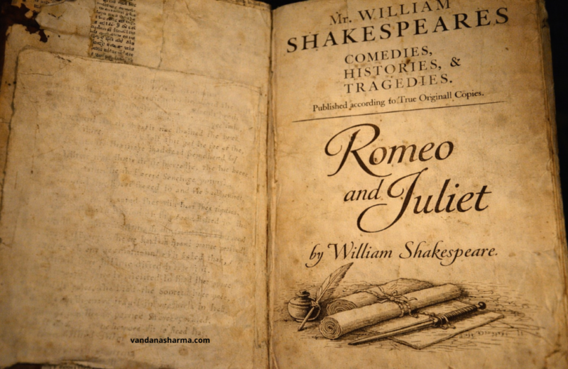 Romeo and Juliet: A Simple Overview of Shakespeare’s Tragedy 1 Romeo and Juliet